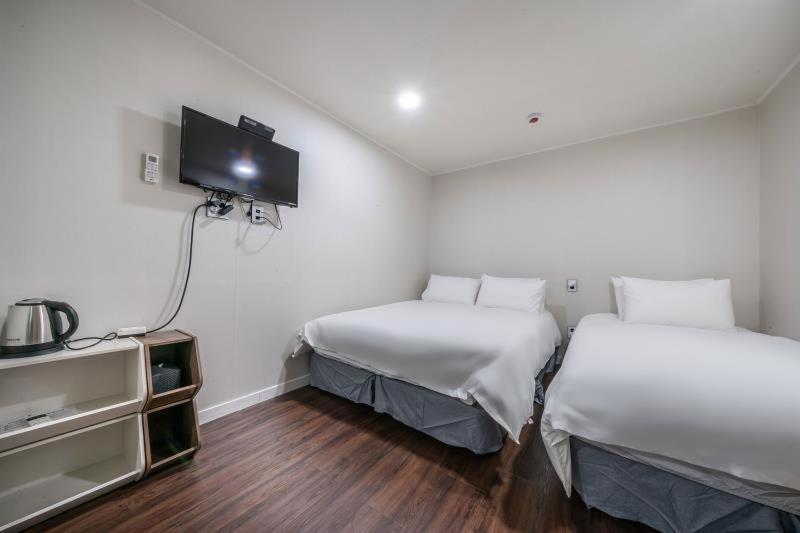 Mayone Hotel Myeongdong Szöul Kültér fotó